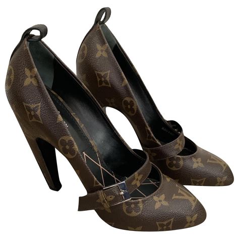 louiss vuitton heels